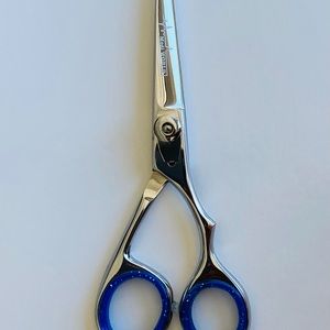 Hair cutting scissor